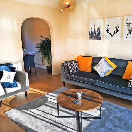 Emerald House - Spacious 3 Bed House With Ensuite Parking Gardens And Netflix Leamington Exteriér fotografie